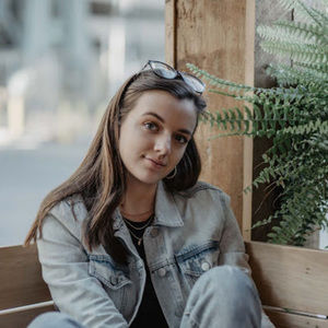 Meet your Posher, Jennifer